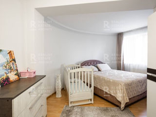 Apartament cu 2 camere, 85 m², Botanica, Chișinău foto 8