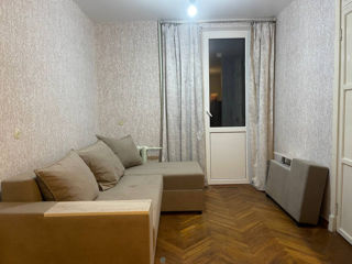 Apartament cu 2 camere, 50 m², Sculeni, Chișinău foto 3