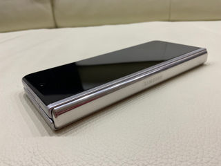 Samsung Galaxy Fold 3 12 ГБ/ 512 ГБ/ Dual SIM/ Серебристый Фантом foto 2