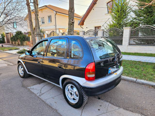 Opel Corsa foto 4