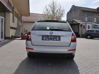 Skoda Octavia foto 4