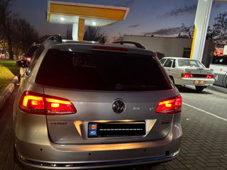 Volkswagen Passat foto 3