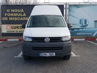 Volkswagen T5 foto 1