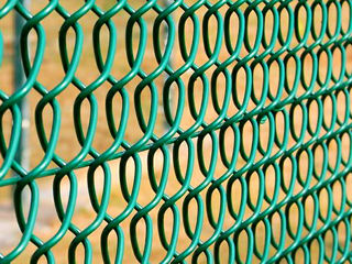 Plasă impletită pentru Gard cu inveliş PVC/Polivinil Clorid.