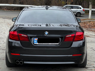 BMW 5 Series foto 5