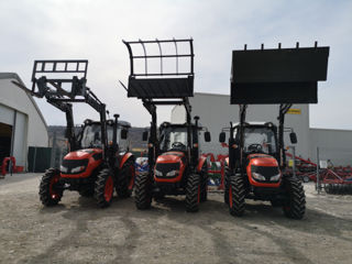 Tractor Agromax FL804C cu încărcător frontal (80 CP)