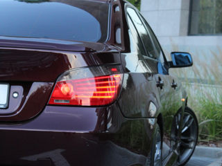 BMW 5 Series foto 4