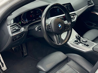 BMW 3 Series foto 3