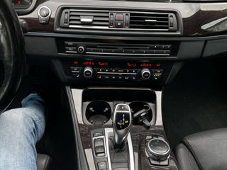 BMW 5 Series foto 6