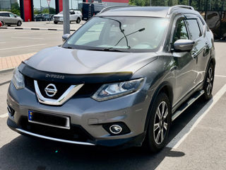 Nissan X-Trail foto 1