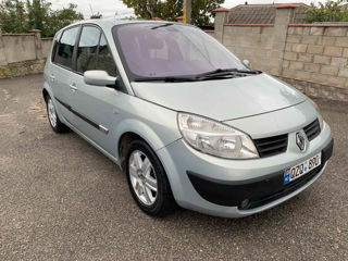 Renault Scenic foto 1