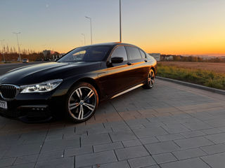 BMW 7 Series foto 5