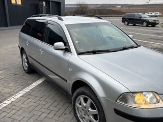 Volkswagen Passat foto 4