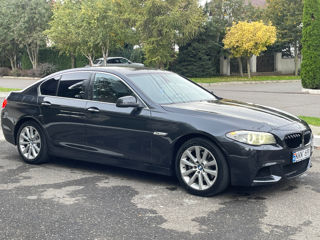 BMW 5 Series foto 3