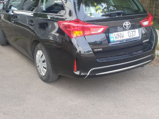 Toyota Auris foto 2