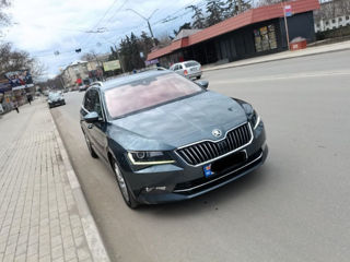 Skoda Superb foto 4