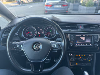 Volkswagen Touran foto 8