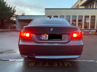 BMW 5 Series foto 3