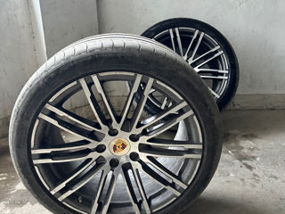 Porsche Cayenne 295/35 R21 foto 4