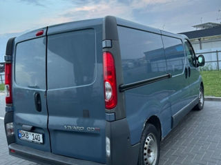 Opel Vivaro foto 2