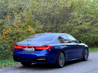 BMW 7 Series foto 10