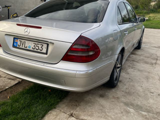 Mercedes E-Class foto 3