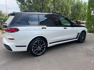 BMW X7 foto 7