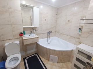 Apartament cu 2 camere, 70 m², Centru, Chișinău foto 7