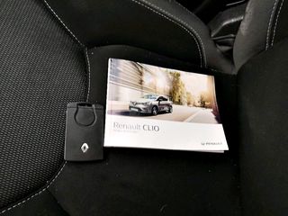 Renault Clio foto 9