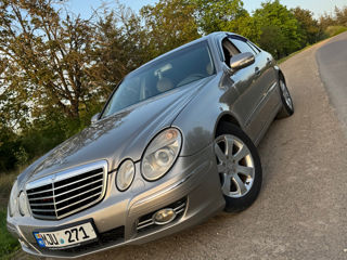 Mercedes E-Class foto 7