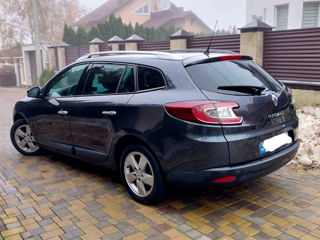 Renault Megane foto 2