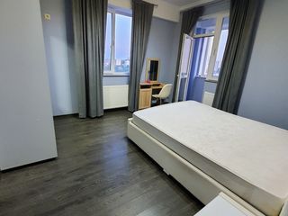 Apartament cu 2 camere, 82 m², Telecentru, Chișinău foto 4