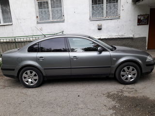 Volkswagen Passat foto 2