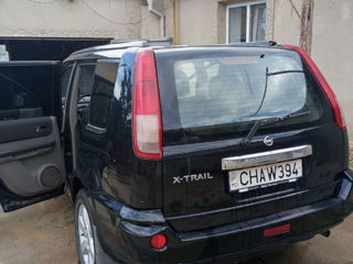 Nissan X-Trail foto 3