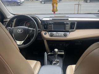 Toyota Rav 4 foto 2