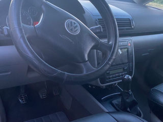 Volkswagen Sharan foto 5