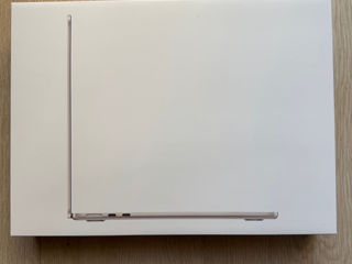 Macbook air 13.6 M3 16Ram starlight