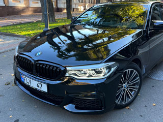 BMW 5 Series foto 2