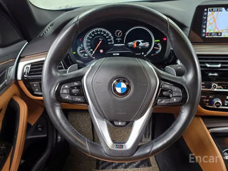 BMW 5 Series foto 12