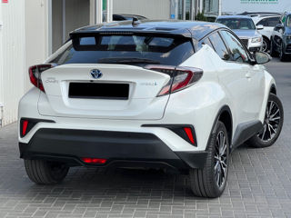 Toyota C-HR foto 4