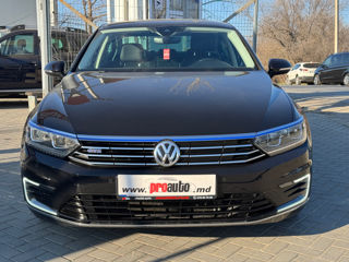 Volkswagen Passat foto 3