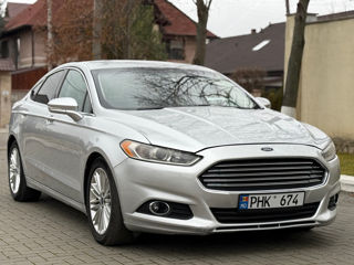 Ford Fusion foto 3