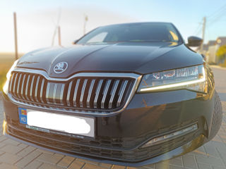 Skoda Superb foto 2