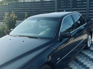 BMW 5 Series foto 5