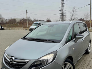 Opel Zafira foto 8