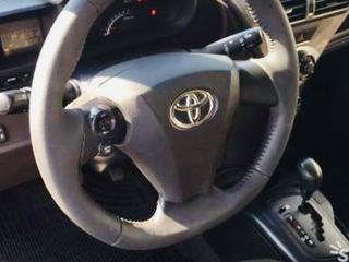 Toyota iQ foto 3