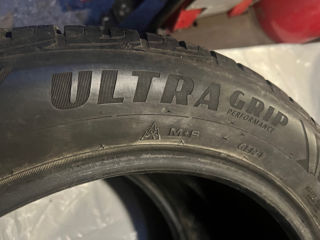 R19 235/55 GoodYear UltraGrip Performance SUV foto 7