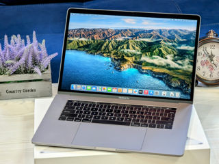 MacBook Pro 15 Retina 2017 (Core i7 7820HQ/16Gb Ram/512Gb SSD/4Gb Radeon Pro 560/15.4" Retina IPS)