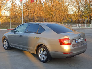 Skoda Octavia foto 2