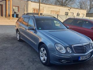 Mercedes E Class foto 1